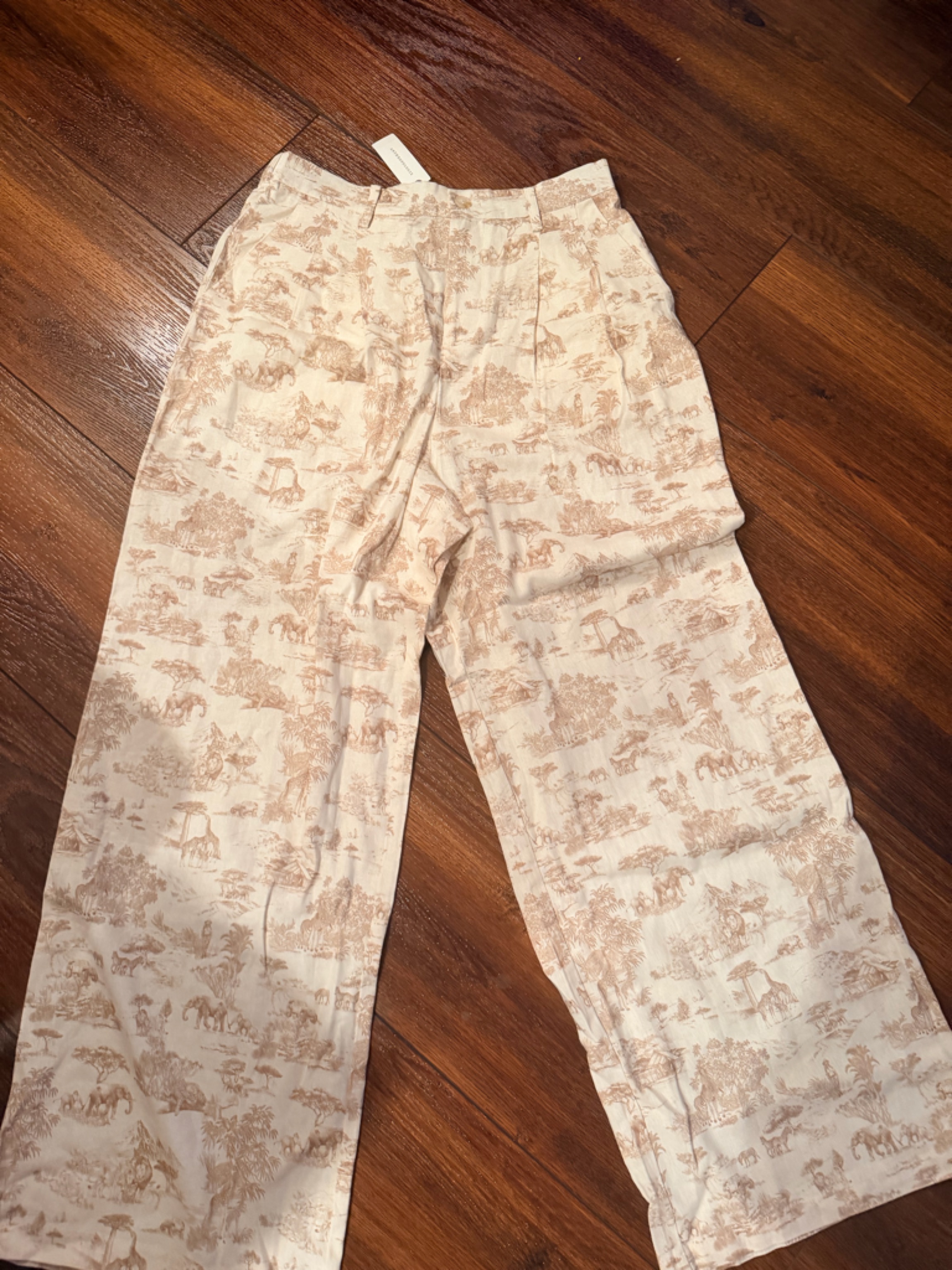Avec Les Filles Anthropologie Cream Wide Leg Pants With Tan Toile Print